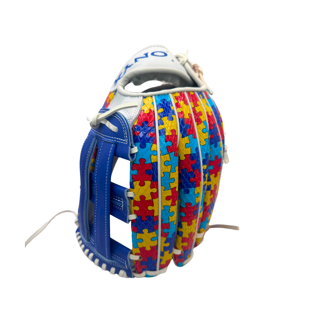 Onyx Fielding Glove - Acceptance